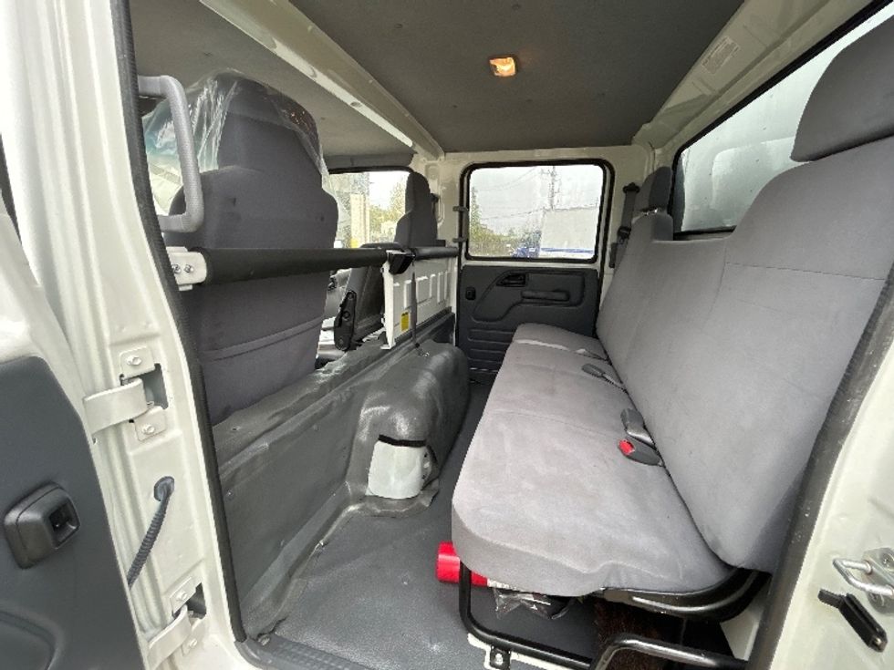 Light Duty Box Truck-Light and Medium Duty Trucks-Isuzu-2019-NPRXD-Katy-TX-83,394\n\t\tmiles-$ 49,000 - Image 24
