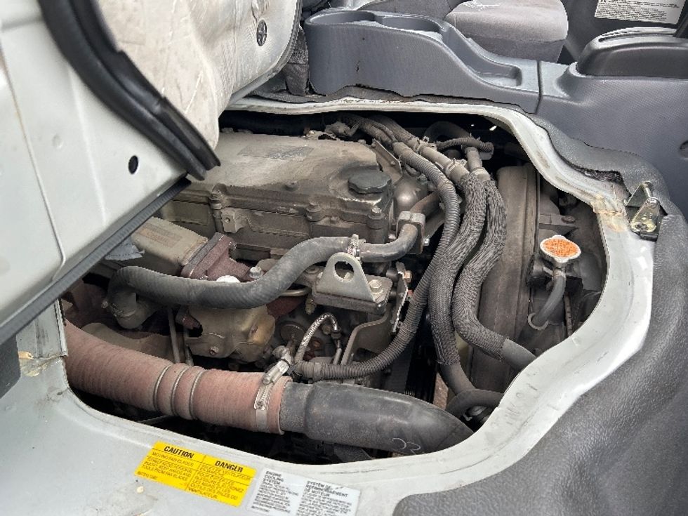 Light Duty Box Truck-Light and Medium Duty Trucks-Isuzu-2019-NPRXD-Katy-TX-83,394\n\t\tmiles-$ 49,000 - Image 25