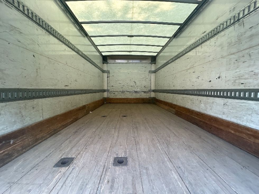 Light Duty Box Truck-Light and Medium Duty Trucks-Isuzu-2019-NPRXD-Prince George-VA-112,034\n\t\tmiles-$ 44,500 - Image 8