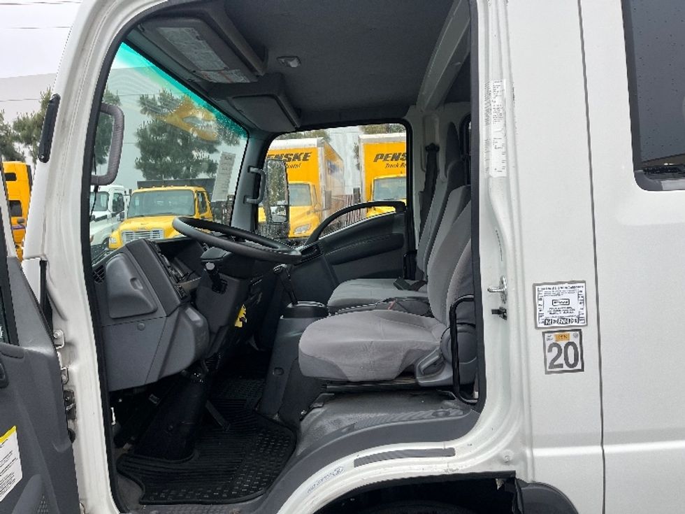 Light Duty Box Truck-Light and Medium Duty Trucks-Isuzu-2019-NPRXD-Torrance-CA-129,000\n\t\tmiles-$ 45,750 - Image 17