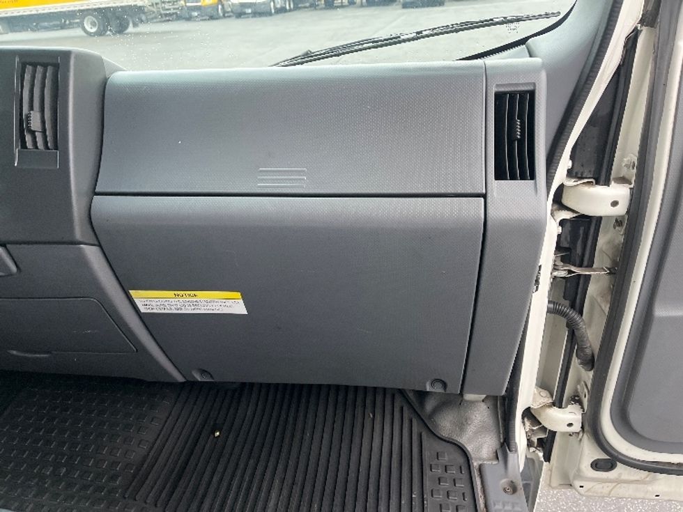 Light Duty Box Truck-Light and Medium Duty Trucks-Isuzu-2019-NPRXD-Torrance-CA-129,000\n\t\tmiles-$ 45,750 - Image 21