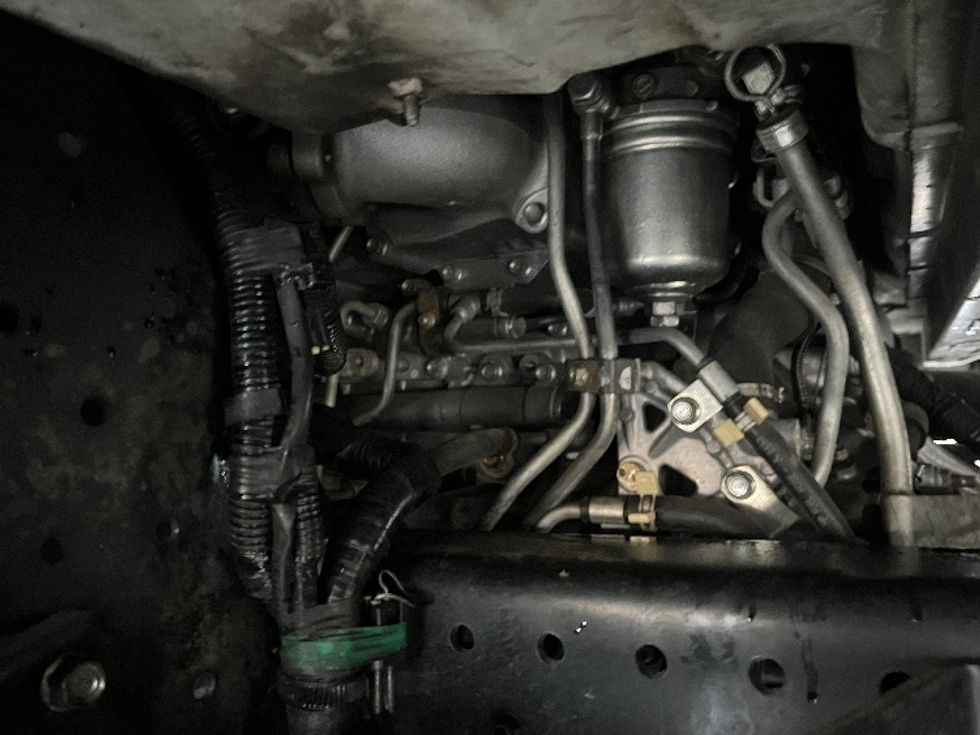 Light Duty Box Truck-Light and Medium Duty Trucks-Isuzu-2019-NPRXD-Torrance-CA-129,000\n\t\tmiles-$ 45,750 - Image 24