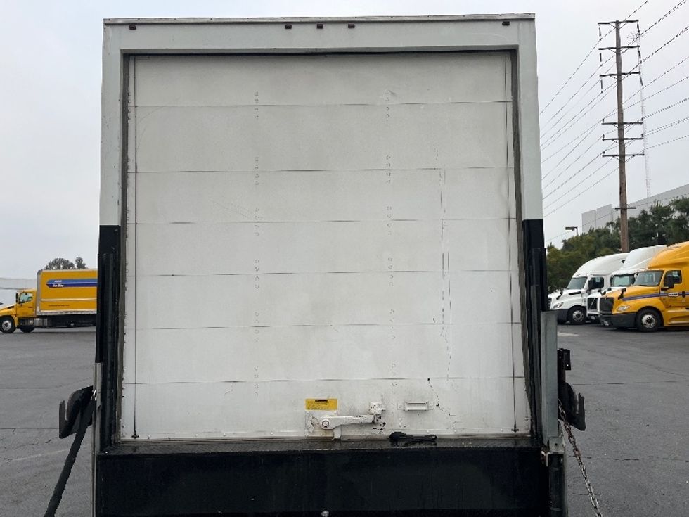 Light Duty Box Truck-Light and Medium Duty Trucks-Isuzu-2019-NPRXD-Torrance-CA-129,000\n\t\tmiles-$ 45,750 - Image 7