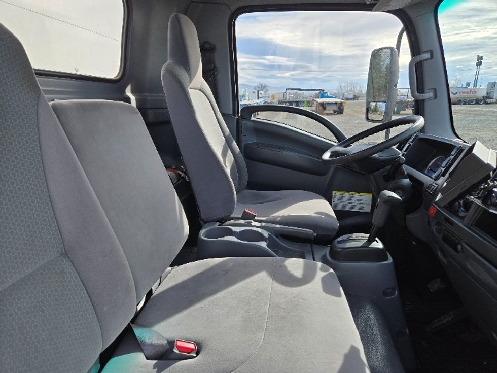 Light Duty Box Truck-Light and Medium Duty Trucks-Isuzu-2019-NPRXD-Yakima-WA-97,668\n\t\tmiles-$ 42,000 - Image 21
