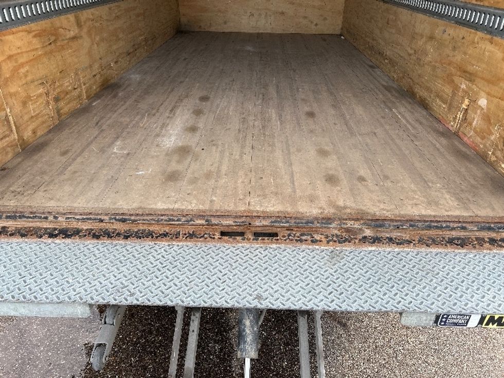 Light Duty Box Truck-Light and Medium Duty Trucks-Isuzu-2020-NPR-Akron-OH-149,147\n\t\tmiles-$ 36,500 - Image 10