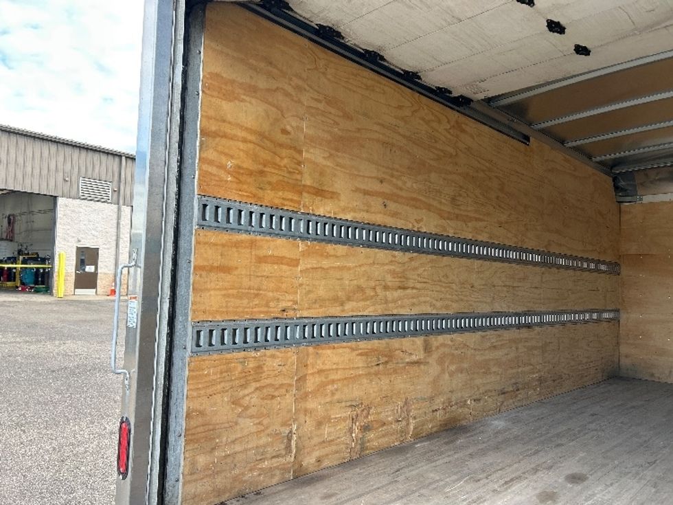 Light Duty Box Truck-Light and Medium Duty Trucks-Isuzu-2020-NPR-Akron-OH-149,147\n\t\tmiles-$ 36,500 - Image 11