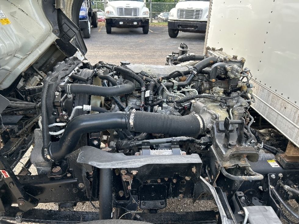 Light Duty Box Truck-Light and Medium Duty Trucks-Isuzu-2020-NPR-Akron-OH-149,147\n\t\tmiles-$ 36,500 - Image 24