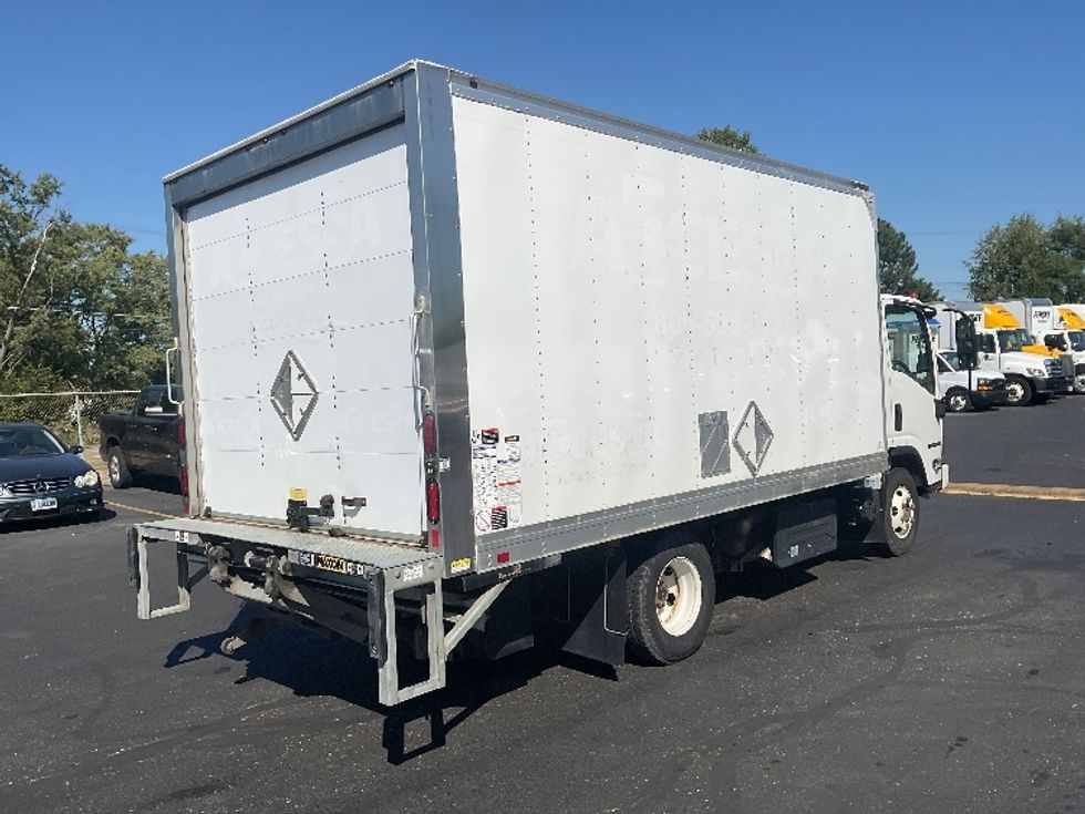 Light Duty Box Truck-Light and Medium Duty Trucks-Isuzu-2020-NPR-Akron-OH-58,893\n\t\tmiles-$ 44,250 - Image 13