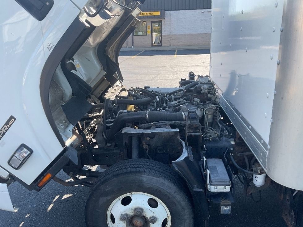 Light Duty Box Truck-Light and Medium Duty Trucks-Isuzu-2020-NPR-Akron-OH-58,893\n\t\tmiles-$ 44,250 - Image 24