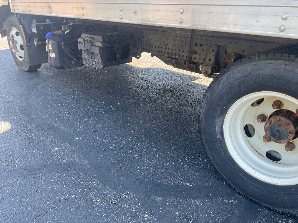 Light Duty Box Truck-Light and Medium Duty Trucks-Isuzu-2020-NPR-Akron-OH-58,893\n\t\tmiles-$ 44,250 - Image 5