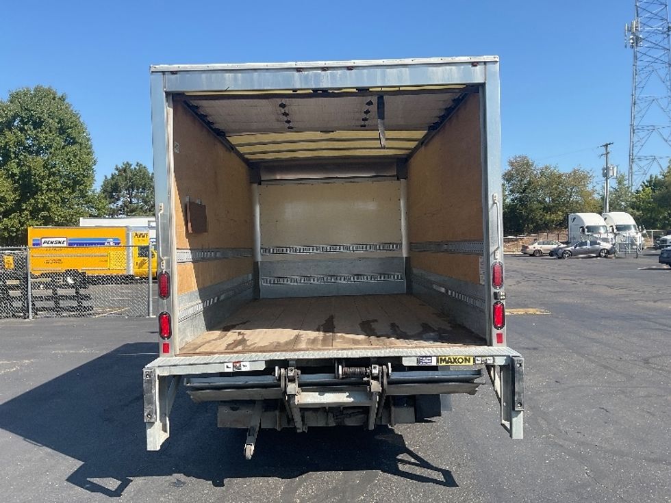 Light Duty Box Truck-Light and Medium Duty Trucks-Isuzu-2020-NPR-Akron-OH-58,893\n\t\tmiles-$ 44,250 - Image 9