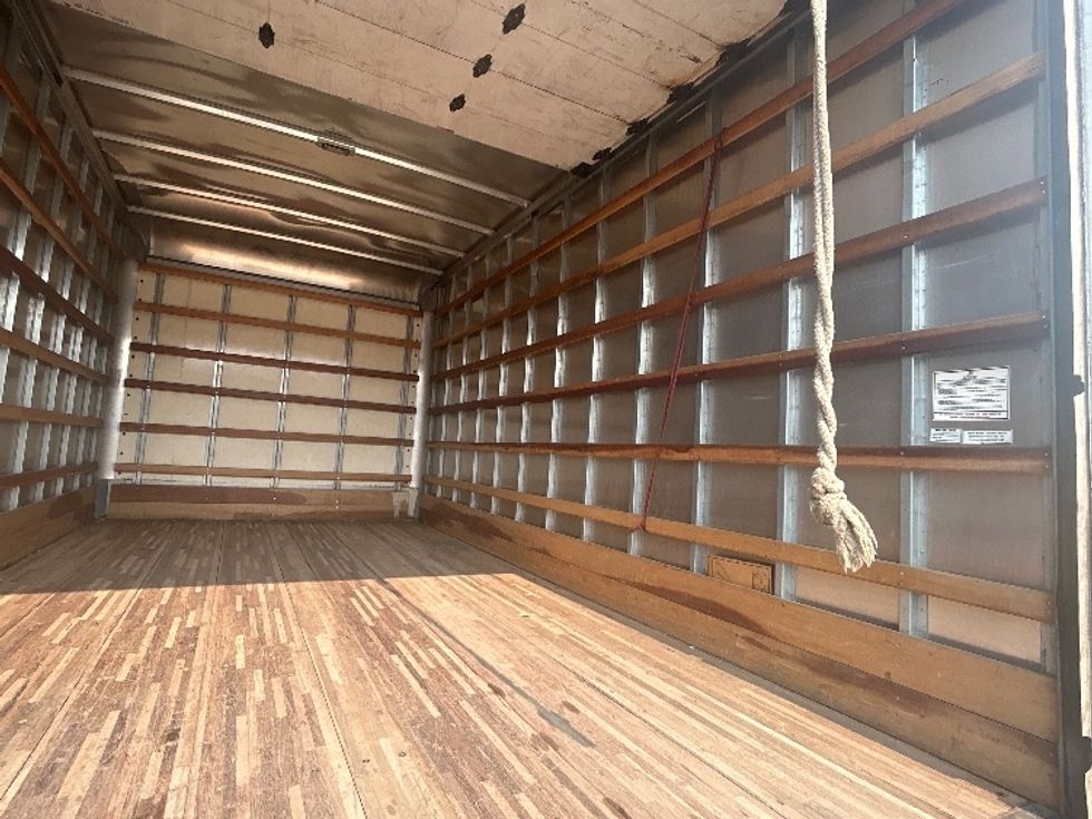 Light Duty Box Truck-Light and Medium Duty Trucks-Isuzu-2020-NPR-Alexandria-VA-167,169\n\t\tmiles-$ 30,750 - Image 11