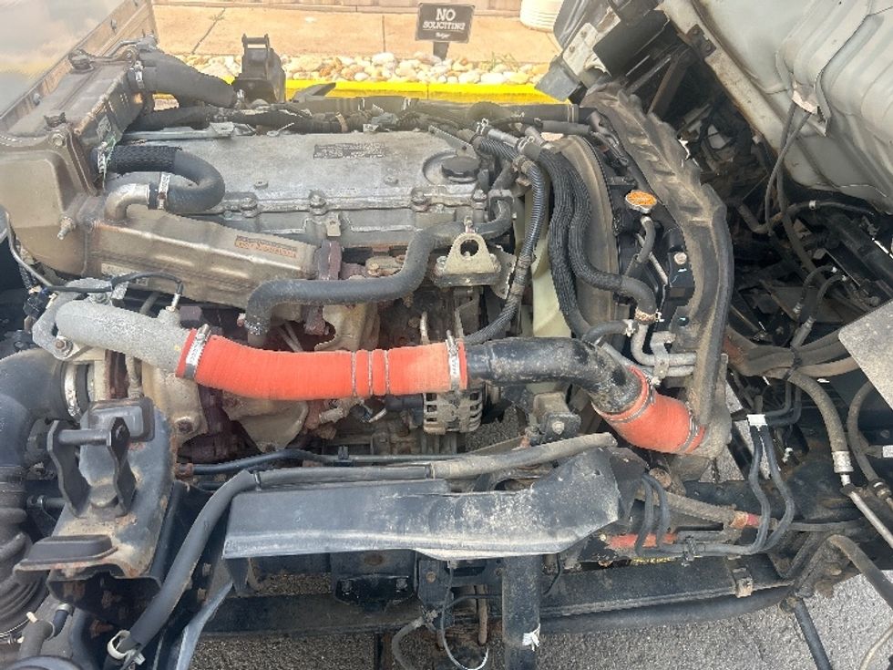 Light Duty Box Truck-Light and Medium Duty Trucks-Isuzu-2020-NPR-Alexandria-VA-167,169\n\t\tmiles-$ 30,750 - Image 22