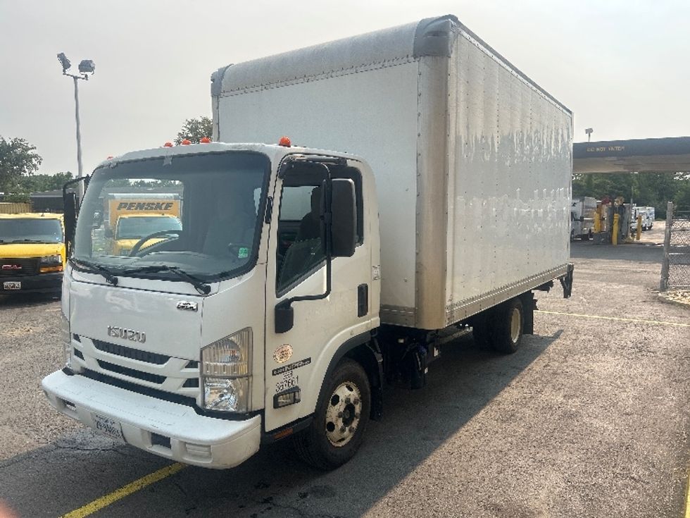 Light Duty Box Truck-Light and Medium Duty Trucks-Isuzu-2020-NPR-Alexandria-VA-167,169\n\t\tmiles-$ 30,750 - Image 3