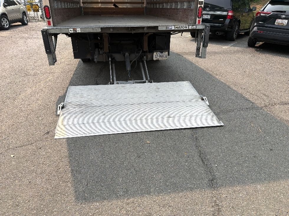 Light Duty Box Truck-Light and Medium Duty Trucks-Isuzu-2020-NPR-Alexandria-VA-201,771\n\t\tmiles-$ 22,750 - Image 9