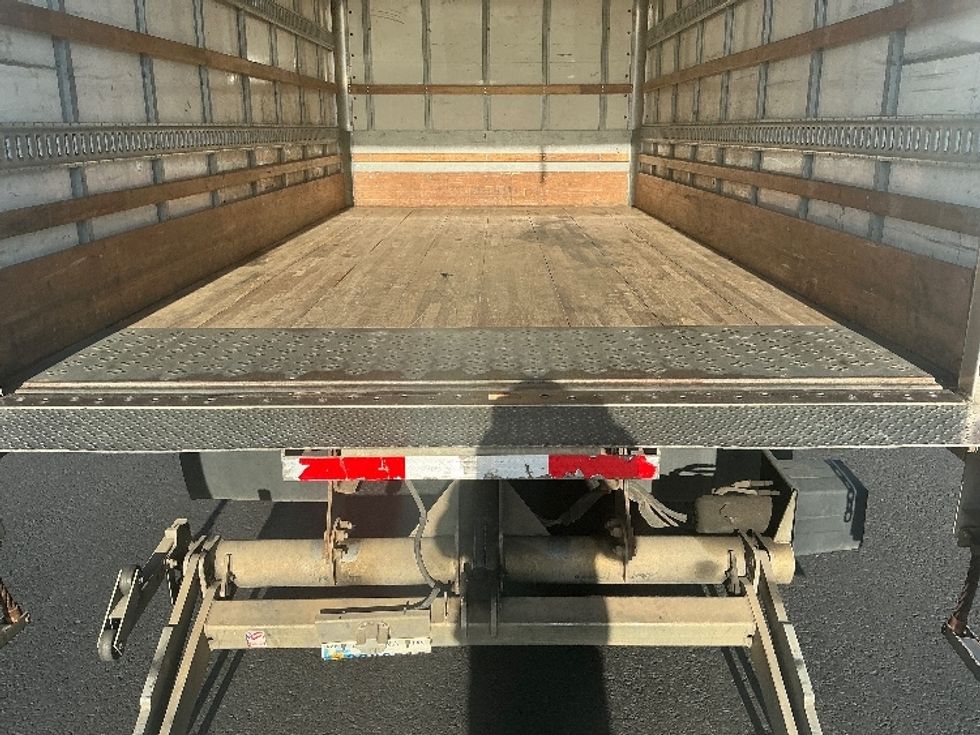 Light Duty Box Truck-Light and Medium Duty Trucks-Isuzu-2020-NPR-Atlanta (Forest Park)-GA-229,330\n\t\tmiles-$ 21,250 - Image 10