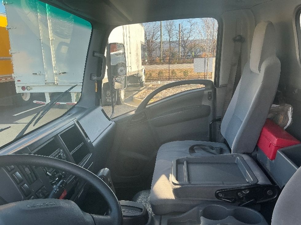 Light Duty Box Truck-Light and Medium Duty Trucks-Isuzu-2020-NPR-Atlanta (Forest Park)-GA-229,330\n\t\tmiles-$ 21,250 - Image 19