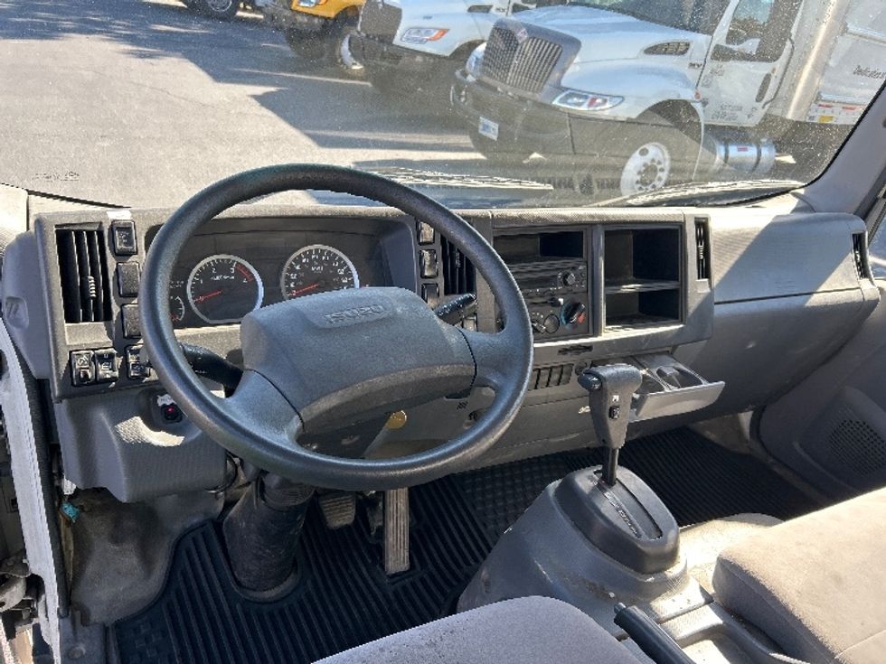 Light Duty Box Truck-Light and Medium Duty Trucks-Isuzu-2020-NPR-Atlanta-GA-144,887\n\t\tmiles-$ 36,000 - Image 17