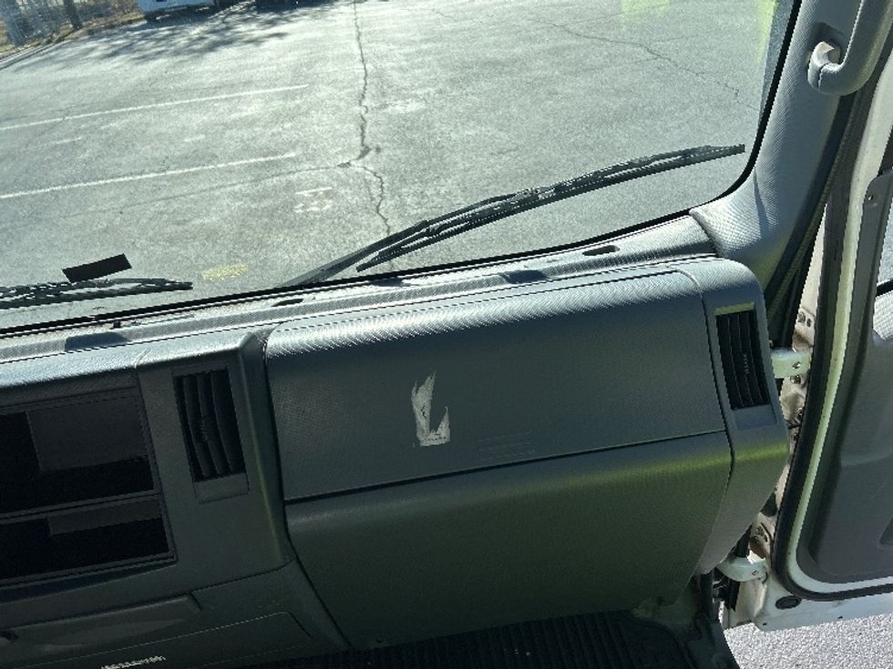 Light Duty Box Truck-Light and Medium Duty Trucks-Isuzu-2020-NPR-Atlanta-GA-91,629\n\t\tmiles-$ 42,750 - Image 21