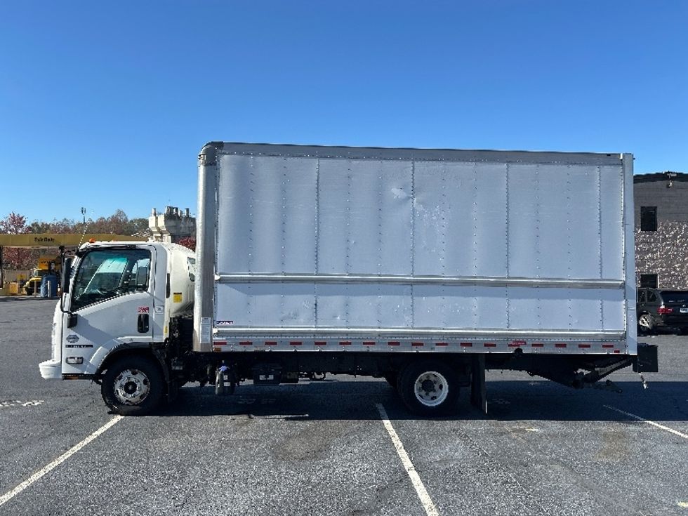 Light Duty Box Truck-Light and Medium Duty Trucks-Isuzu-2020-NPR-Atlanta-GA-91,629\n\t\tmiles-$ 42,750 - Image 4