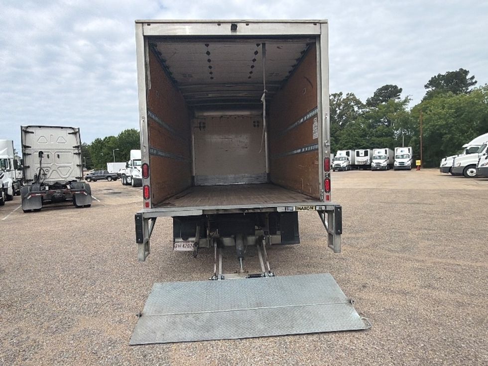 Light Duty Box Truck-Light and Medium Duty Trucks-Isuzu-2020-NPR-Belden-MS-170,046\n\t\tmiles-$ 29,750 - Image 10