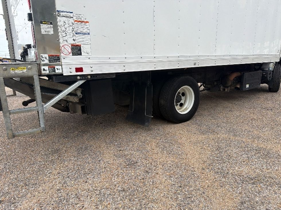 Light Duty Box Truck-Light and Medium Duty Trucks-Isuzu-2020-NPR-Belden-MS-170,046\n\t\tmiles-$ 29,750 - Image 14