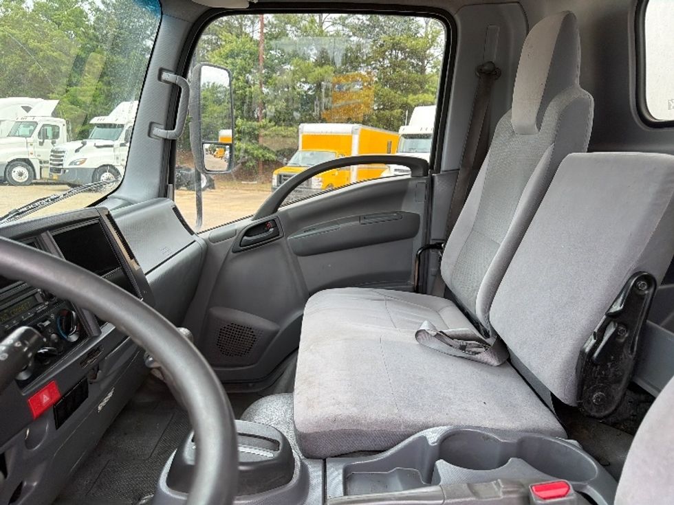 Light Duty Box Truck-Light and Medium Duty Trucks-Isuzu-2020-NPR-Belden-MS-170,046\n\t\tmiles-$ 29,750 - Image 19