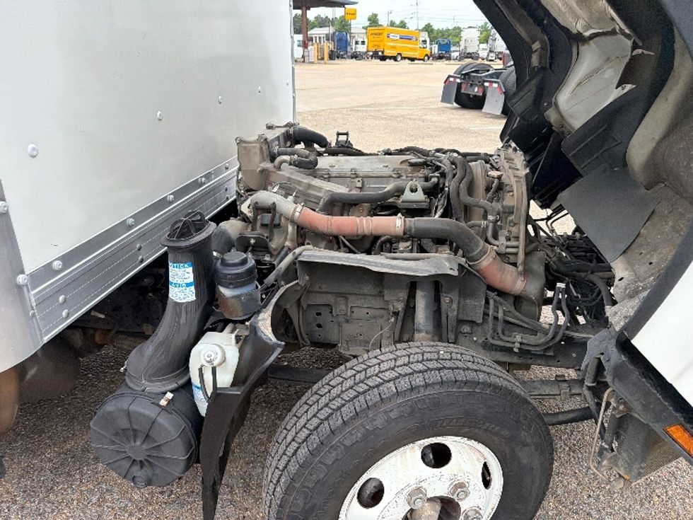 Light Duty Box Truck-Light and Medium Duty Trucks-Isuzu-2020-NPR-Belden-MS-170,046\n\t\tmiles-$ 29,750 - Image 23