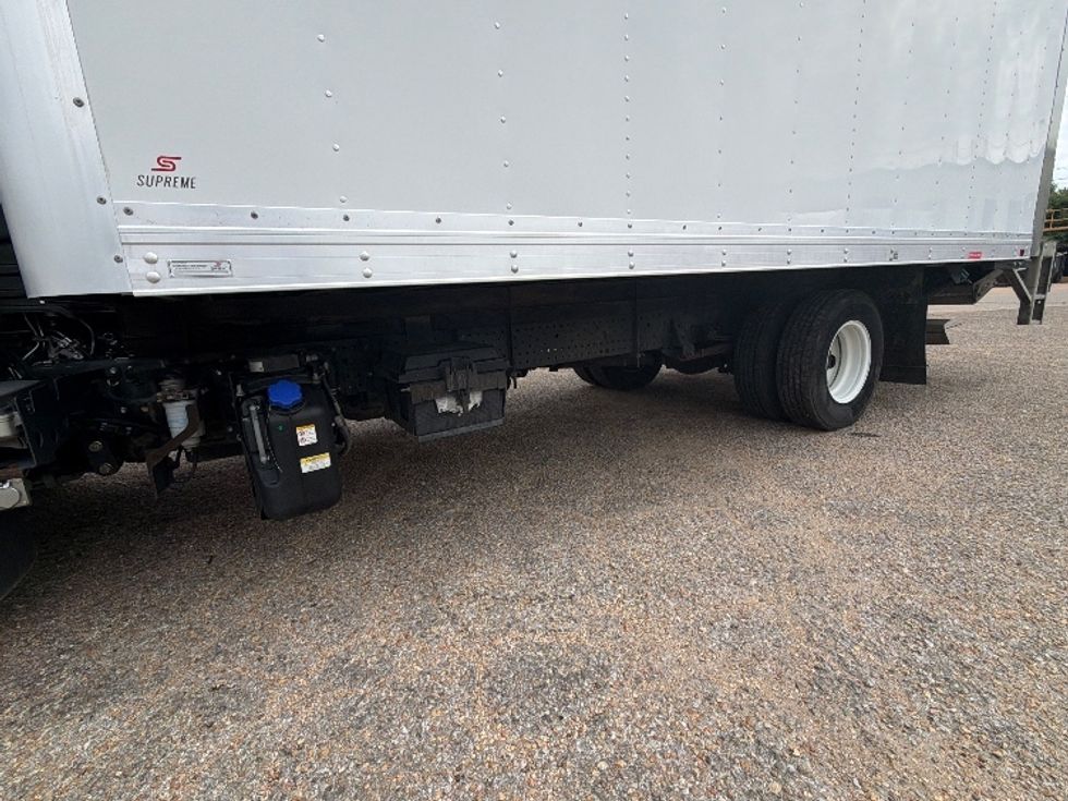 Light Duty Box Truck-Light and Medium Duty Trucks-Isuzu-2020-NPR-Belden-MS-170,046\n\t\tmiles-$ 29,750 - Image 5