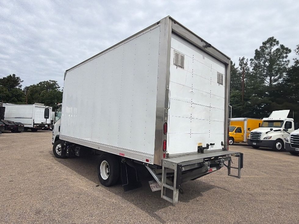 Light Duty Box Truck-Light and Medium Duty Trucks-Isuzu-2020-NPR-Belden-MS-170,046\n\t\tmiles-$ 29,750 - Image 6