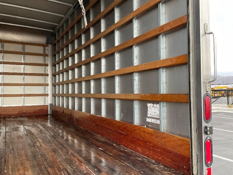 Light Duty Box Truck-Light and Medium Duty Trucks-Isuzu-2020-NPR-Boise-ID-116,164\n\t\tmiles-$ 40,000 - Image 12