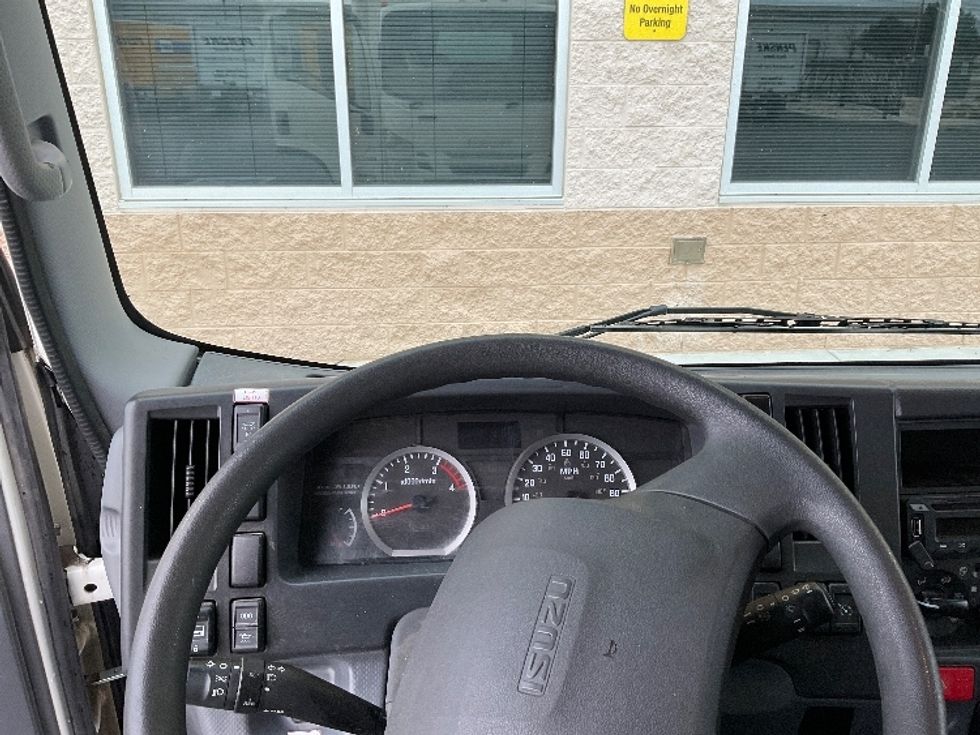 Light Duty Box Truck-Light and Medium Duty Trucks-Isuzu-2020-NPR-Boise-ID-116,164\n\t\tmiles-$ 40,000 - Image 18