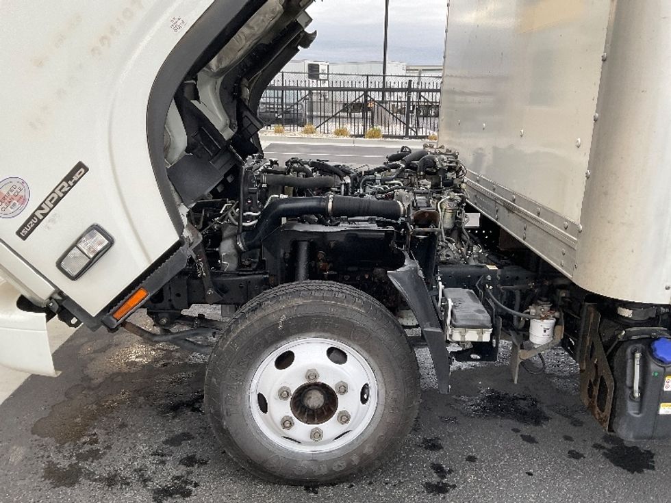 Light Duty Box Truck-Light and Medium Duty Trucks-Isuzu-2020-NPR-Boise-ID-116,164\n\t\tmiles-$ 40,000 - Image 24