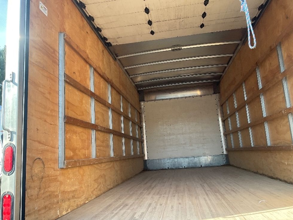 Light Duty Box Truck-Light and Medium Duty Trucks-Isuzu-2020-NPR-Capitol Heights-MD-140,188\n\t\tmiles-$ 35,500 - Image 11