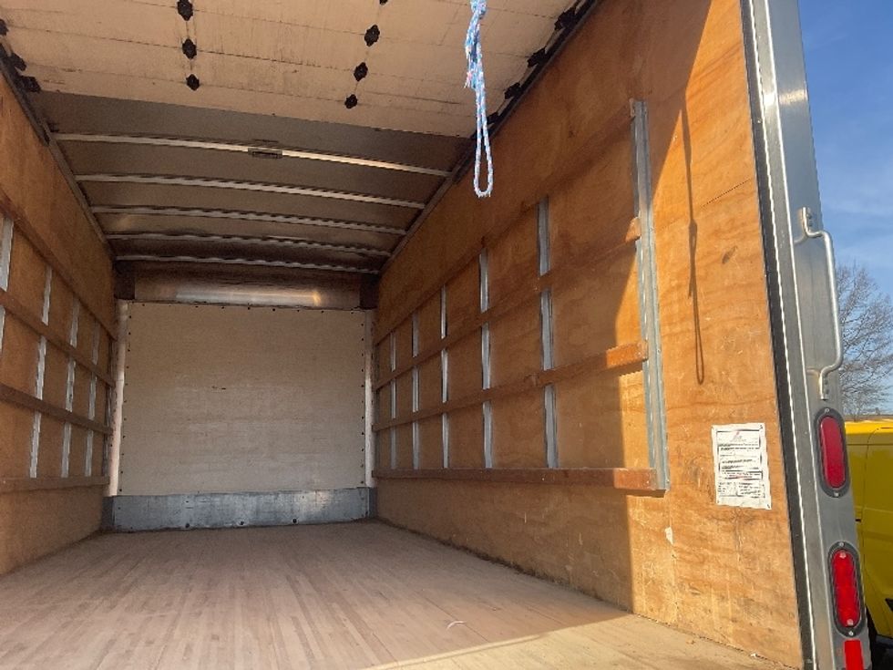 Light Duty Box Truck-Light and Medium Duty Trucks-Isuzu-2020-NPR-Capitol Heights-MD-140,188\n\t\tmiles-$ 35,500 - Image 12