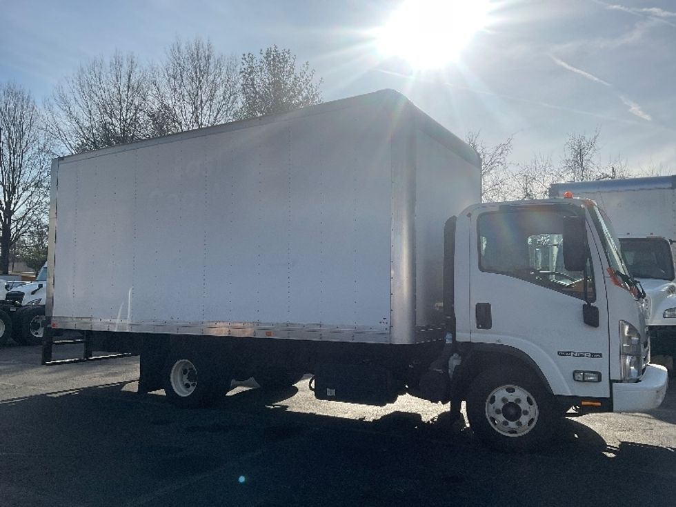 Light Duty Box Truck-Light and Medium Duty Trucks-Isuzu-2020-NPR-Capitol Heights-MD-140,188\n\t\tmiles-$ 35,500 - Image 15