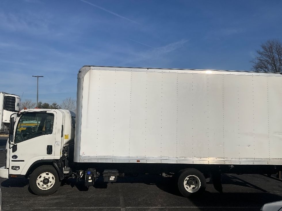 Light Duty Box Truck-Light and Medium Duty Trucks-Isuzu-2020-NPR-Capitol Heights-MD-140,188\n\t\tmiles-$ 35,500 - Image 4