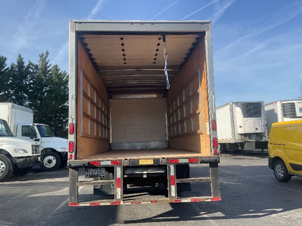 Light Duty Box Truck-Light and Medium Duty Trucks-Isuzu-2020-NPR-Capitol Heights-MD-140,188\n\t\tmiles-$ 35,500 - Image 9