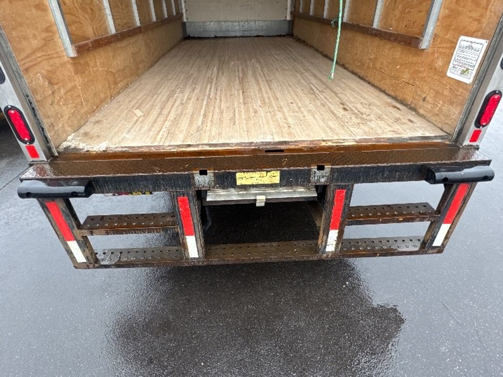 Light Duty Box Truck-Light and Medium Duty Trucks-Isuzu-2020-NPR-Capitol Heights-MD-142,897\n\t\tmiles-$ 35,000 - Image 9