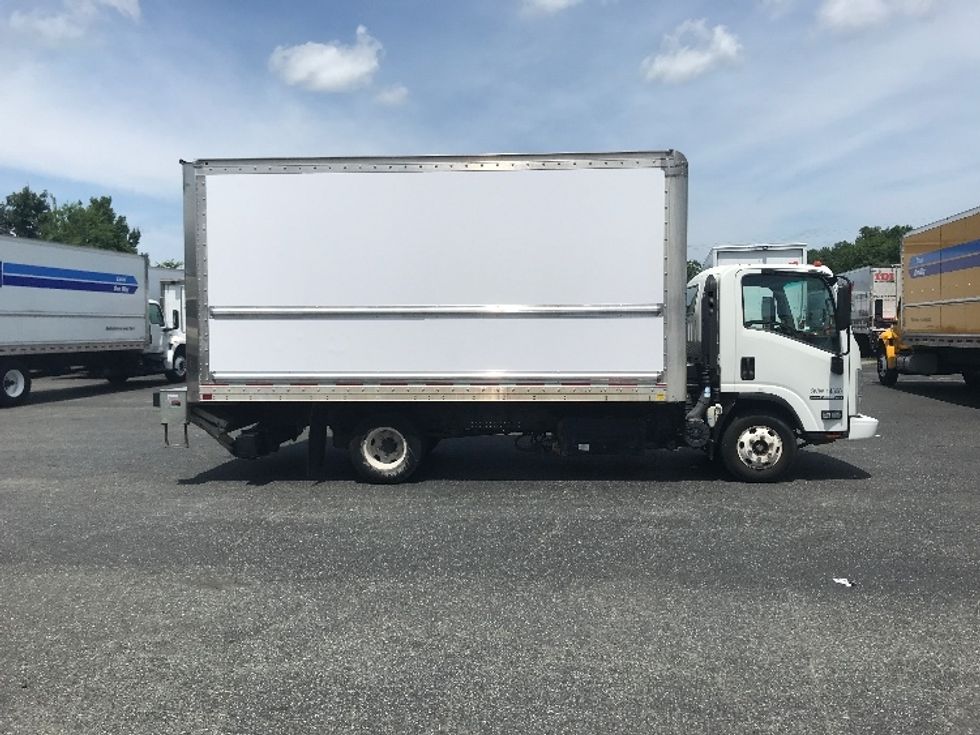 Light Duty Box Truck-Light and Medium Duty Trucks-Isuzu-2020-NPR-Charlotte-NC-108,068\n\t\tmiles-$ 42,250 - Image 15