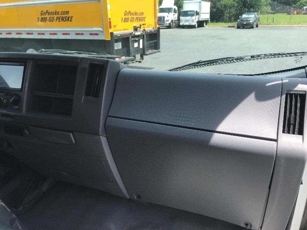 Light Duty Box Truck-Light and Medium Duty Trucks-Isuzu-2020-NPR-Charlotte-NC-108,068\n\t\tmiles-$ 42,250 - Image 21