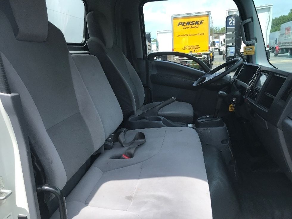 Light Duty Box Truck-Light and Medium Duty Trucks-Isuzu-2020-NPR-Charlotte-NC-108,068\n\t\tmiles-$ 42,250 - Image 22