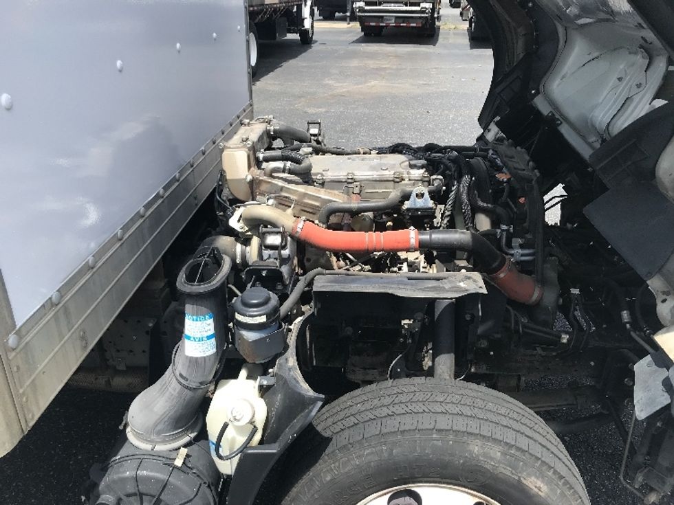 Light Duty Box Truck-Light and Medium Duty Trucks-Isuzu-2020-NPR-Charlotte-NC-108,068\n\t\tmiles-$ 42,250 - Image 23