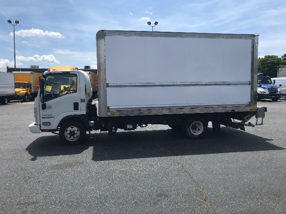 Light Duty Box Truck-Light and Medium Duty Trucks-Isuzu-2020-NPR-Charlotte-NC-108,068\n\t\tmiles-$ 42,250 - Image 4