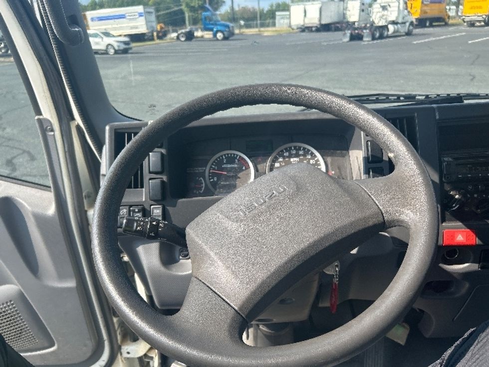 Light Duty Box Truck-Light and Medium Duty Trucks-Isuzu-2020-NPR-Charlotte-NC-108,862\n\t\tmiles-$ 42,000 - Image 17