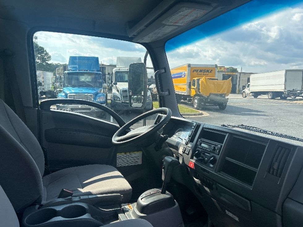 Light Duty Box Truck-Light and Medium Duty Trucks-Isuzu-2020-NPR-Charlotte-NC-108,862\n\t\tmiles-$ 42,000 - Image 21