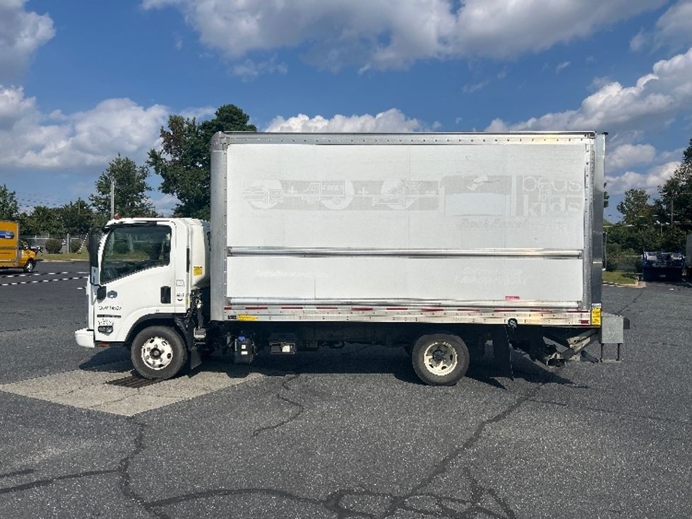 Light Duty Box Truck-Light and Medium Duty Trucks-Isuzu-2020-NPR-Charlotte-NC-108,862\n\t\tmiles-$ 42,000 - Image 4