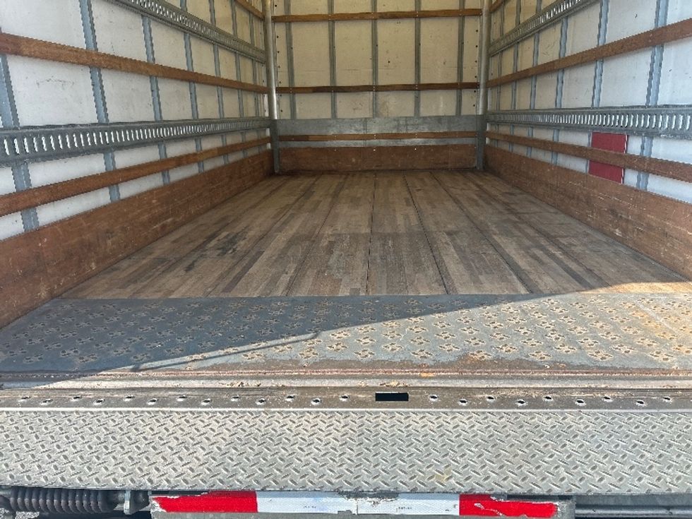 Light Duty Box Truck-Light and Medium Duty Trucks-Isuzu-2020-NPR-Charlotte-NC-108,862\n\t\tmiles-$ 42,000 - Image 9