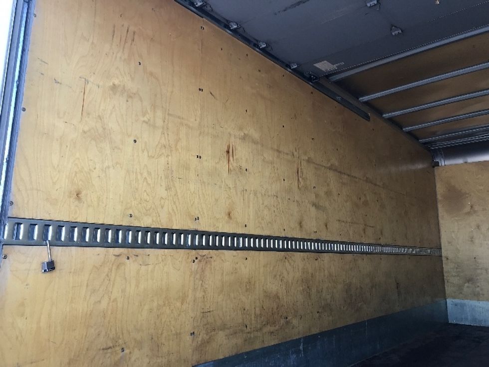 Light Duty Box Truck-Light and Medium Duty Trucks-Isuzu-2020-NPR-Charlotte-NC-124,385\n\t\tmiles-$ 42,500 - Image 10