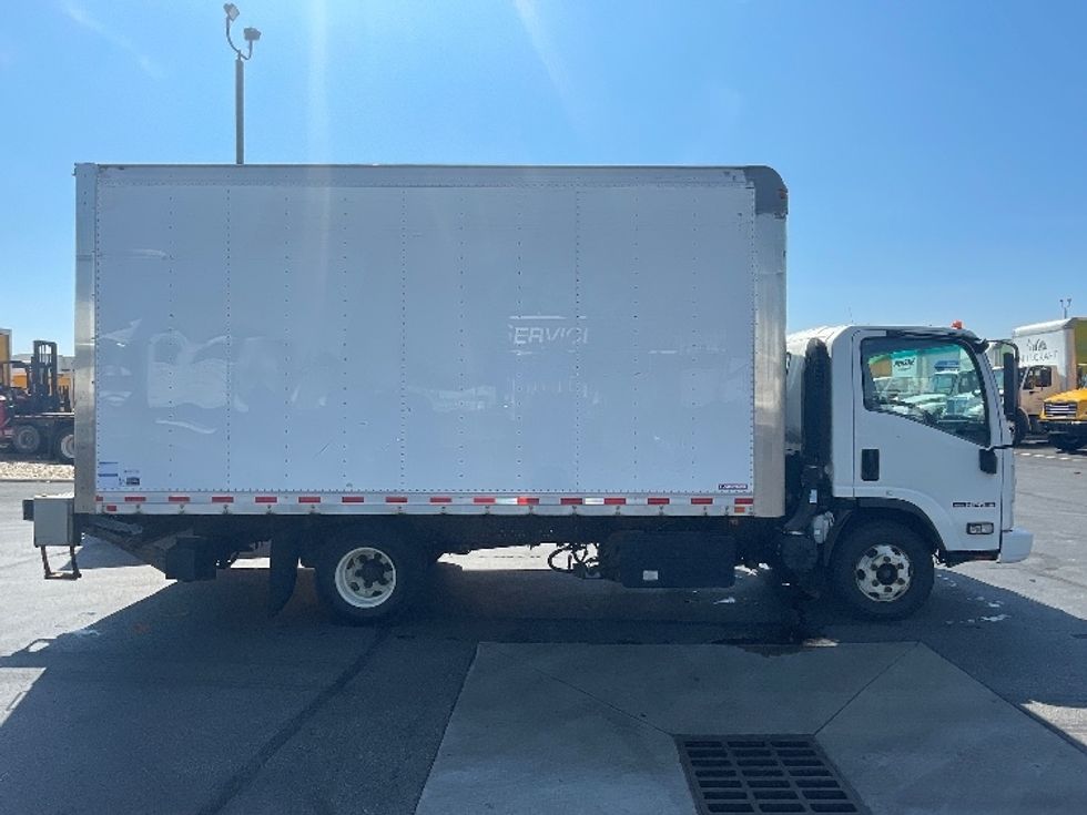 Light Duty Box Truck-Light and Medium Duty Trucks-Isuzu-2020-NPR-Columbus-OH-113,405\n\t\tmiles-$ 39,250 - Image 15
